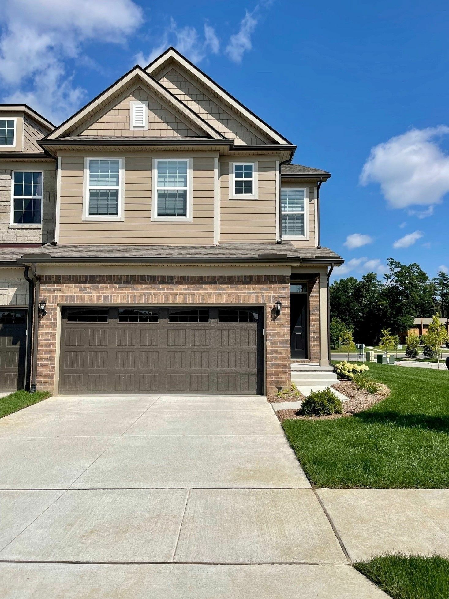 Property Photo:  1359 Addison Circle  MI 48390 3399 