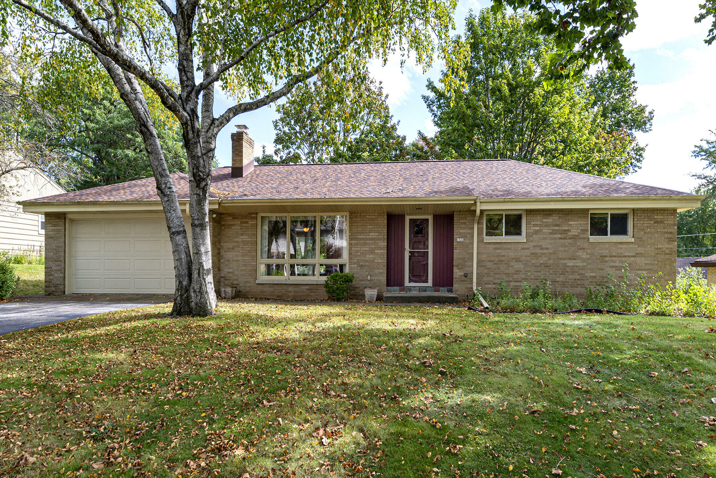 1322 N 119th St  Wauwatosa WI 53226 photo