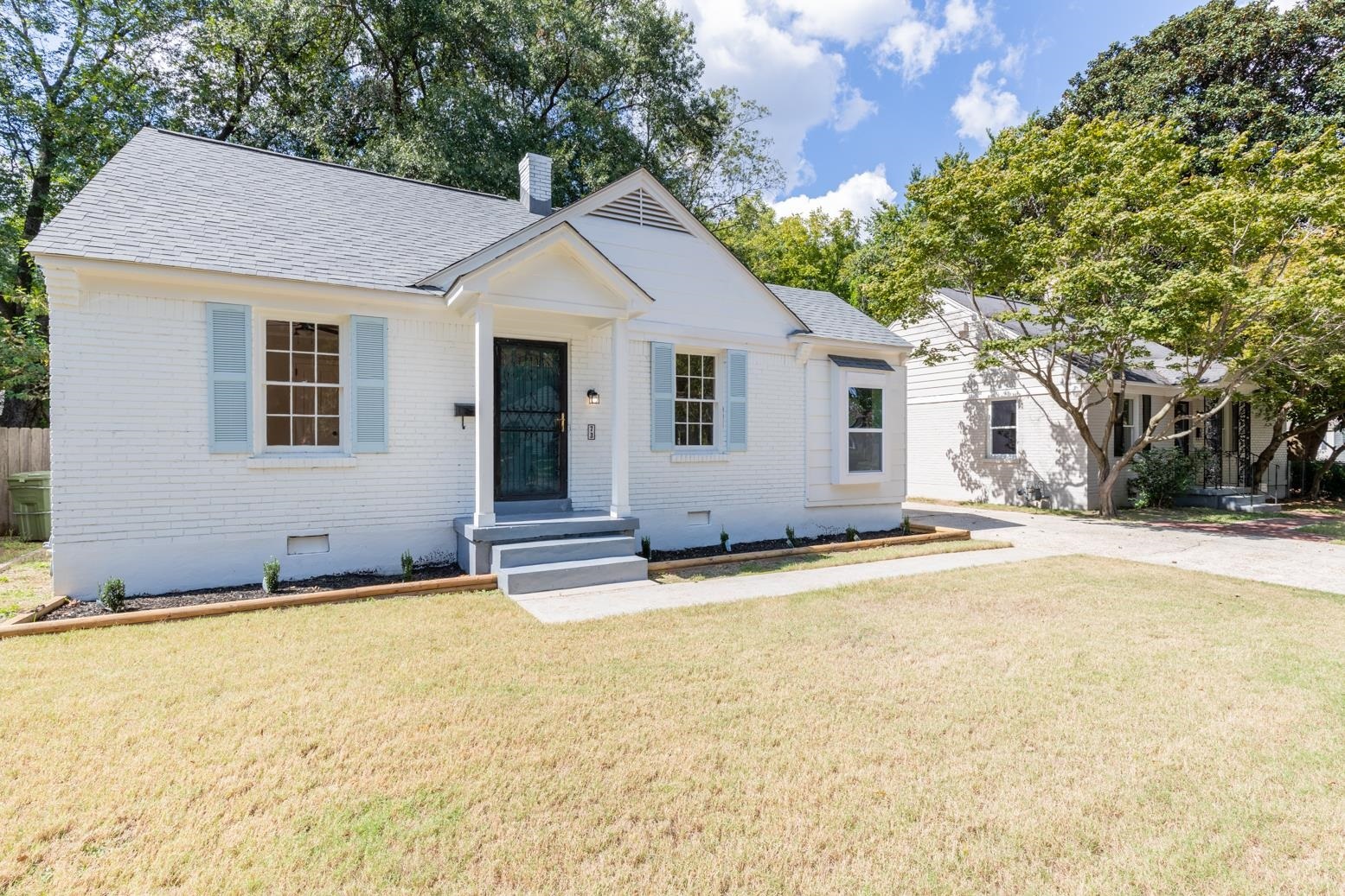 Property Photo:  73 E Lafayette Cir  TN 38111 