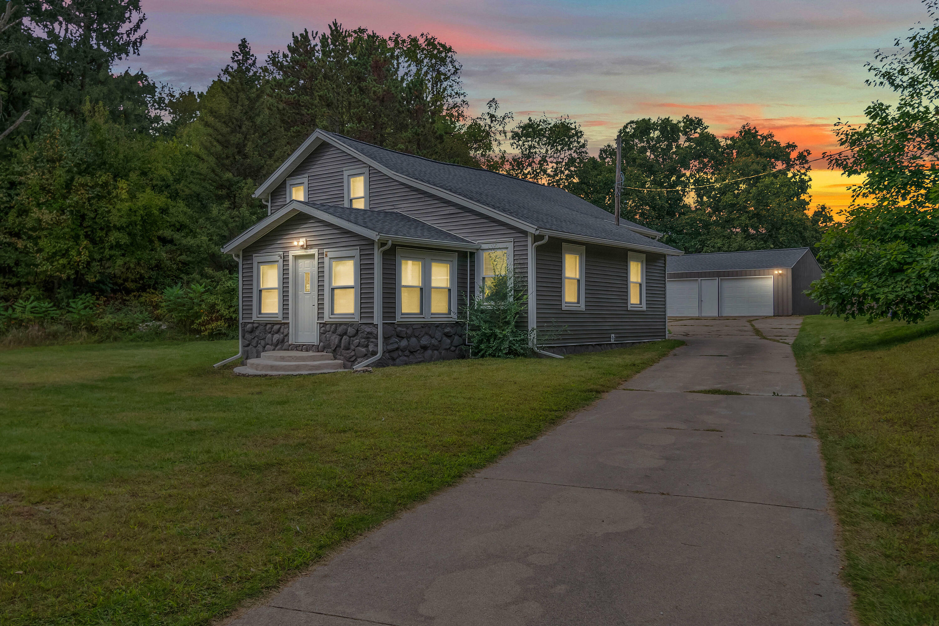 Property Photo:  3120 E Berry Road  MI 49277 