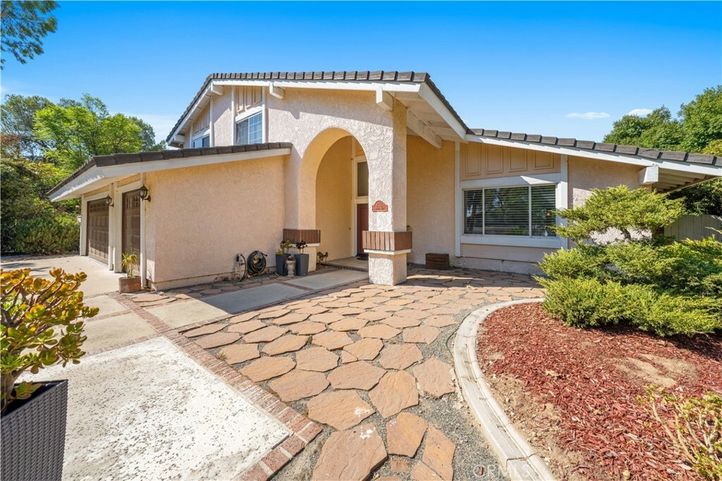 Property Photo: 633 Martin Way CA 91711
