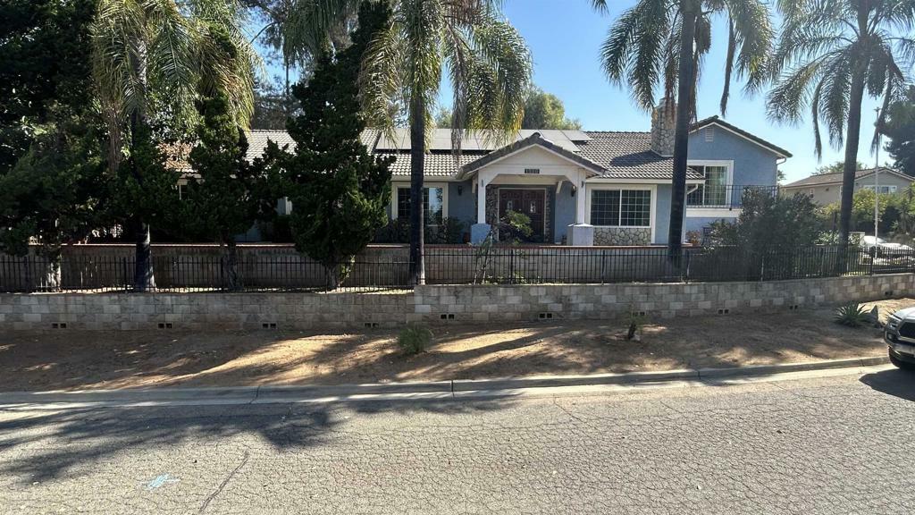 Property Photo:  1520 Wilma Pl  CA 92025 