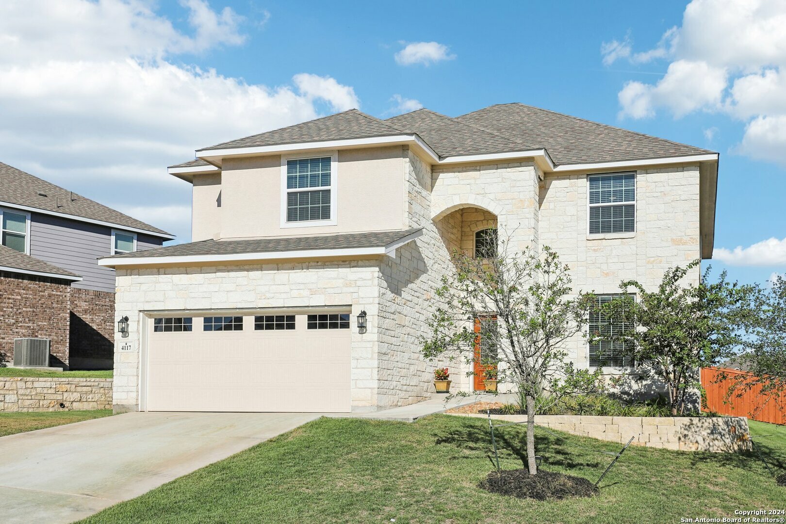 Property Photo:  4117 Monteverde Vw  TX 78261 