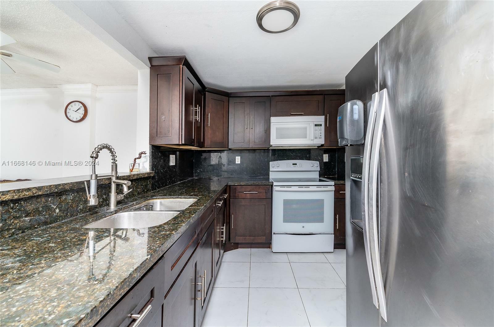 Property Photo:  9001 SW 77th Ave C603  FL 33156 