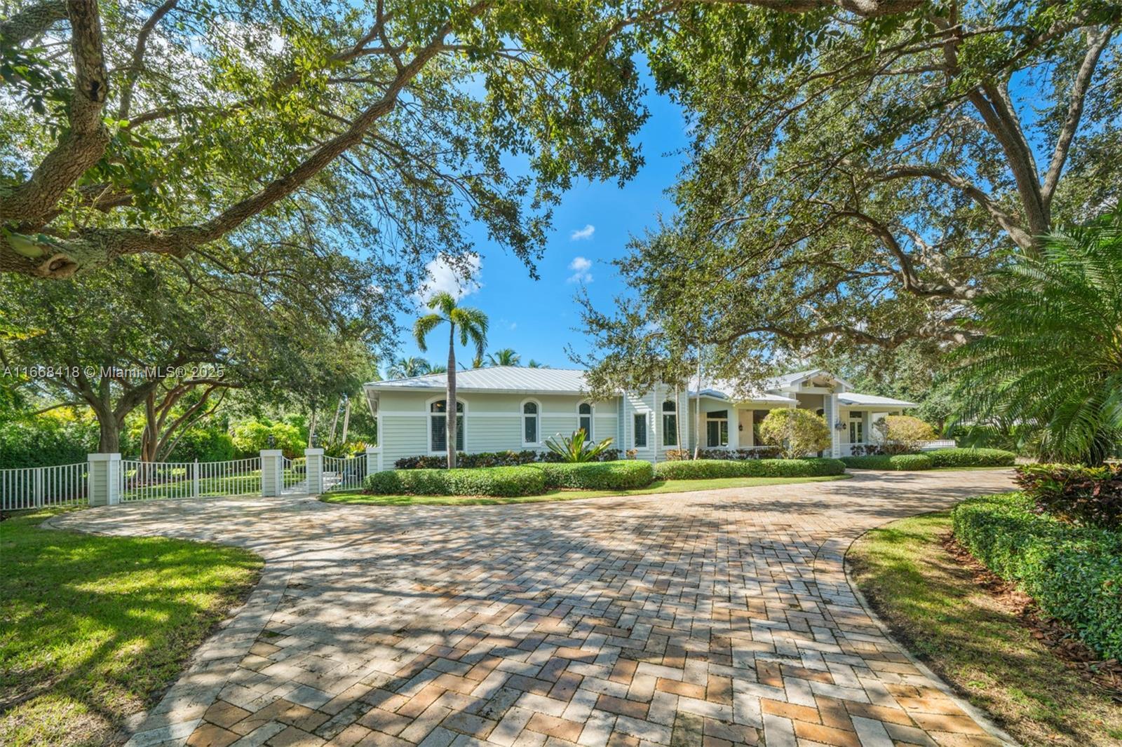 Property Photo: 7860 SW 129th Ter FL 33156