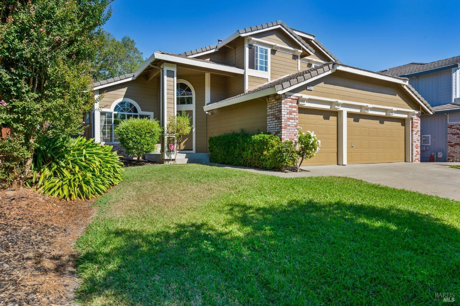 Property Photo:  2093 Pinercrest Drive  CA 95403 