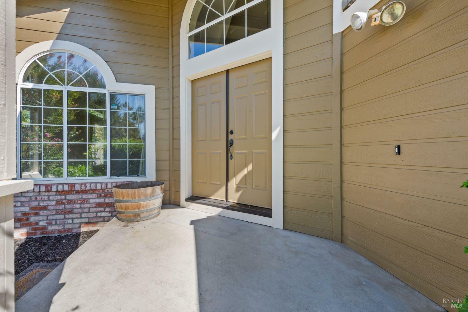 Property Photo:  2093 Pinercrest Drive  CA 95403 