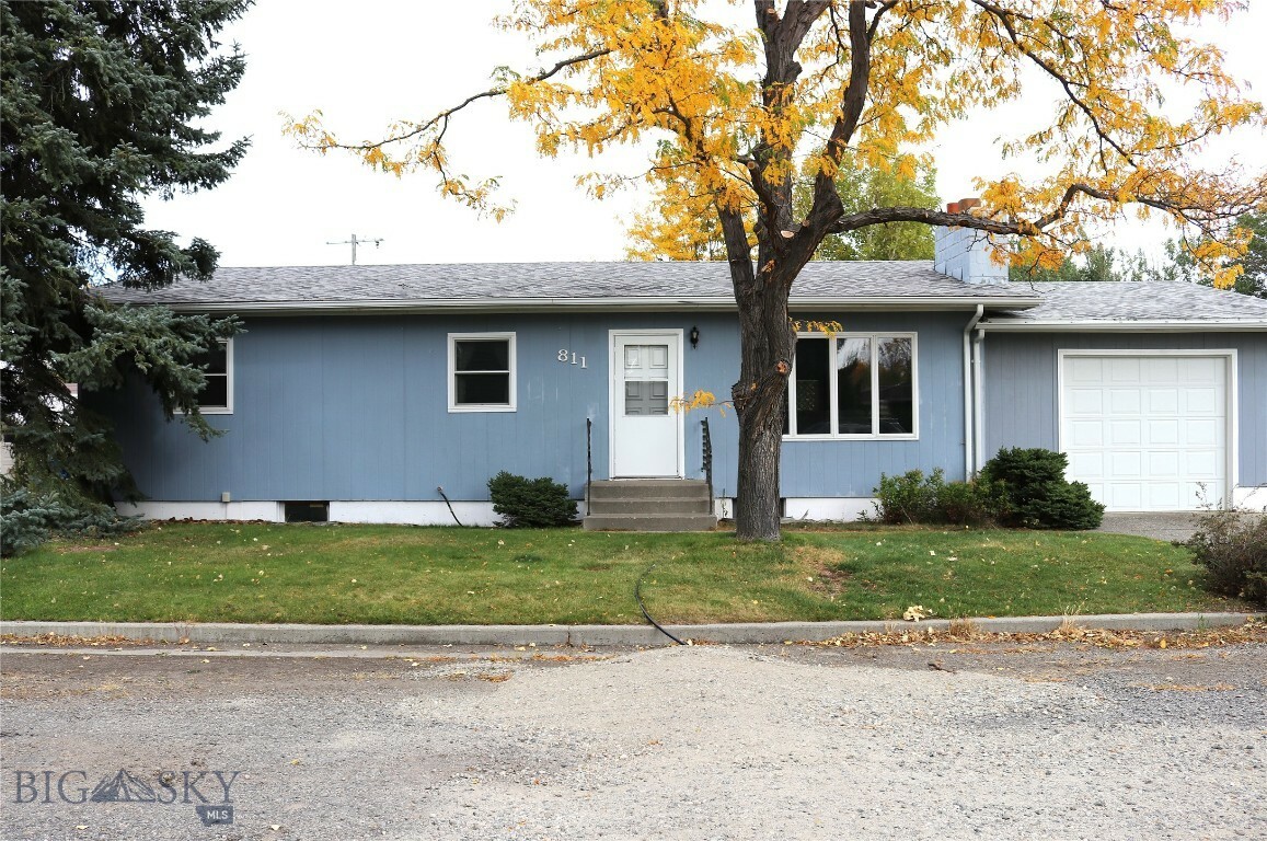 Property Photo:  811 Bramble Street  MT 59011 