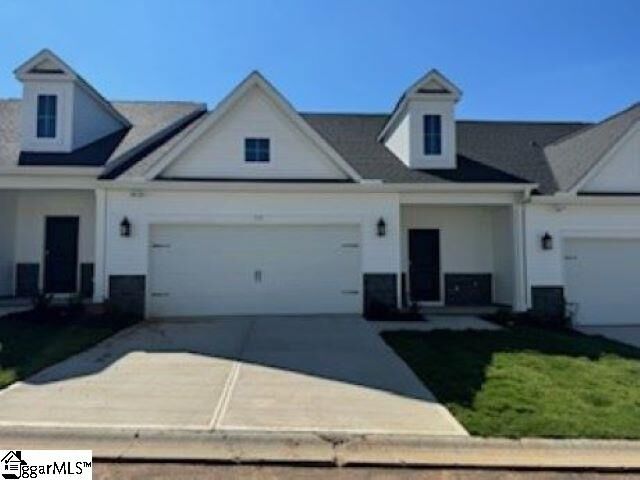 Property Photo: 707 Isleworth Lane Lot 139 SC 29611