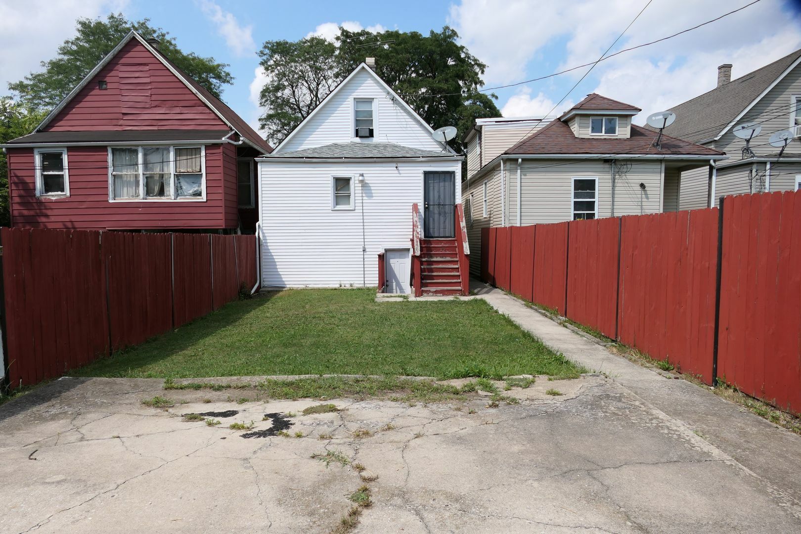 Property Photo:  2045 W 67th Place  IL 60636 