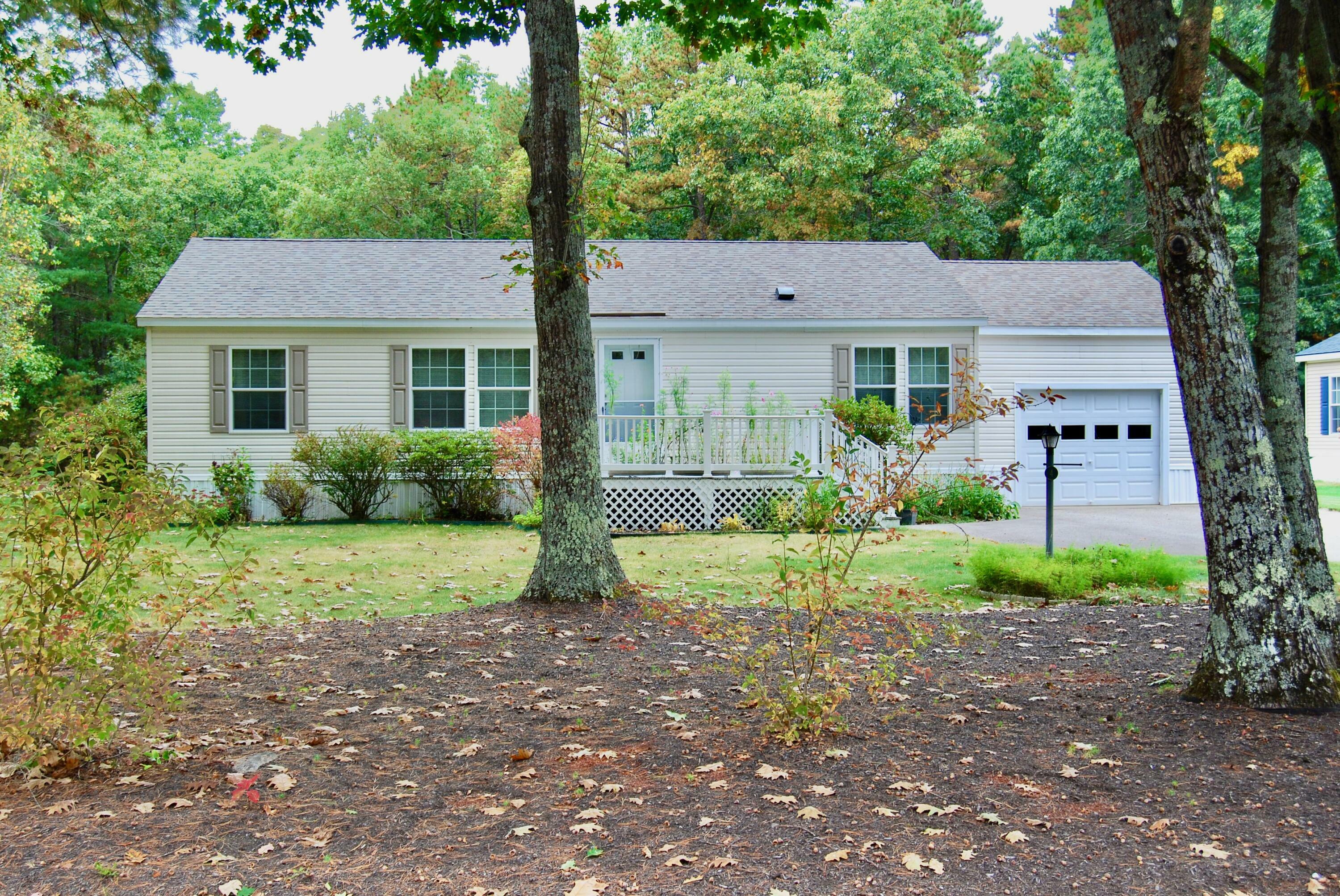 Property Photo:  4 Candlewood Drive  ME 04002 