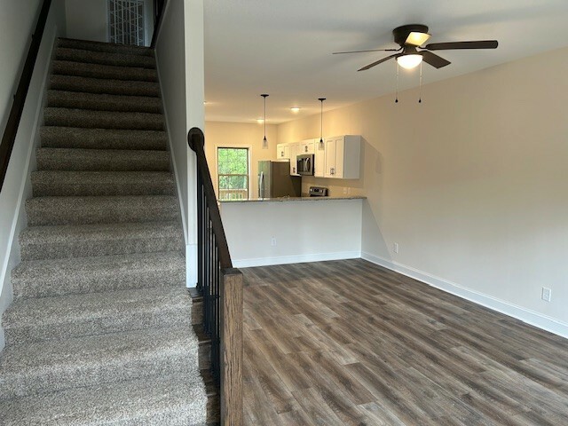 Property Photo: 500 Peachers Mill Rd B2 TN 37042