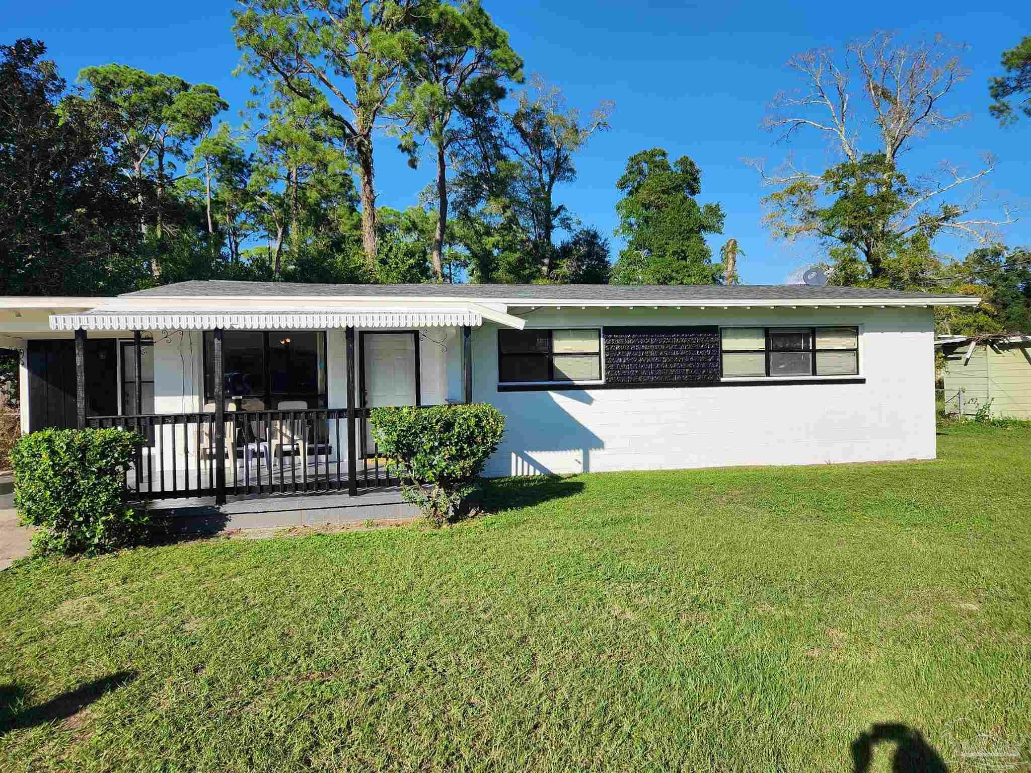 304 Fairfax Dr  Pensacola FL 32503 photo