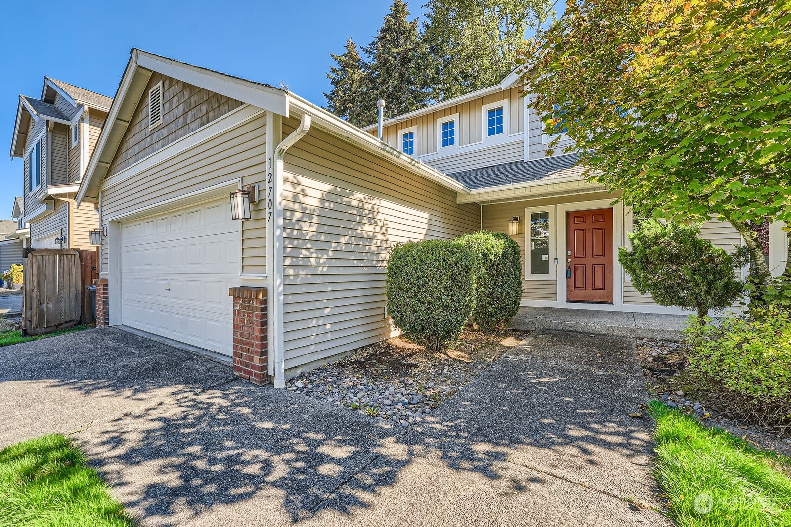 Property Photo:  12707  120th Avenue E  WA 98374 