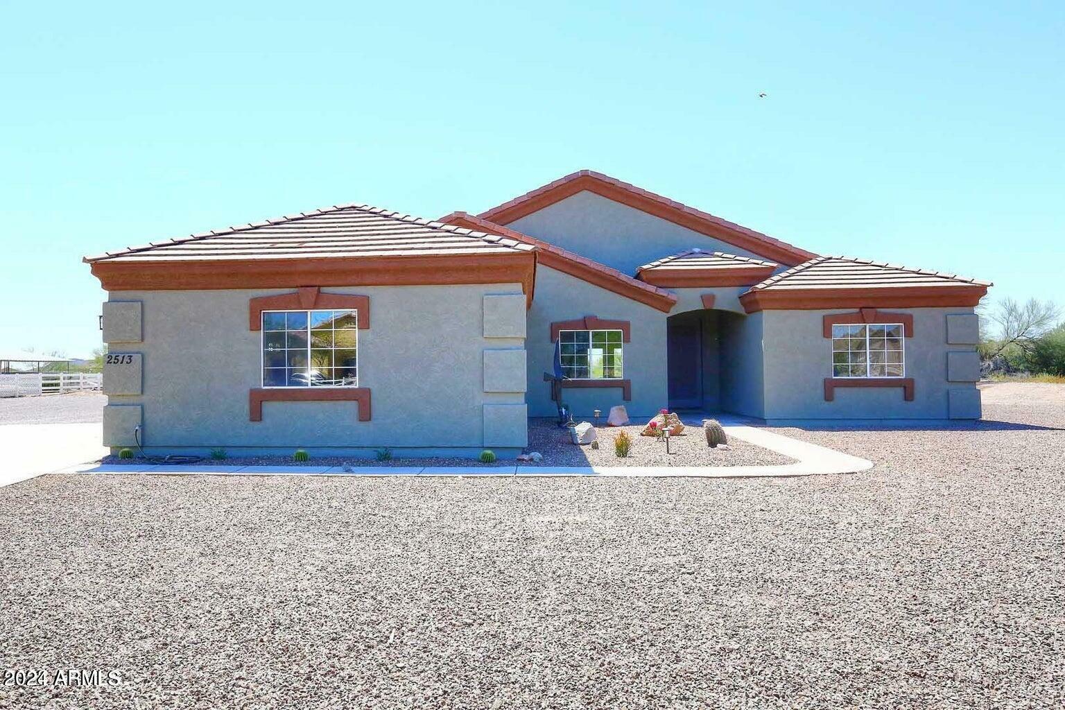 Property Photo:  2513 W Dixon Lane  AZ 85144 