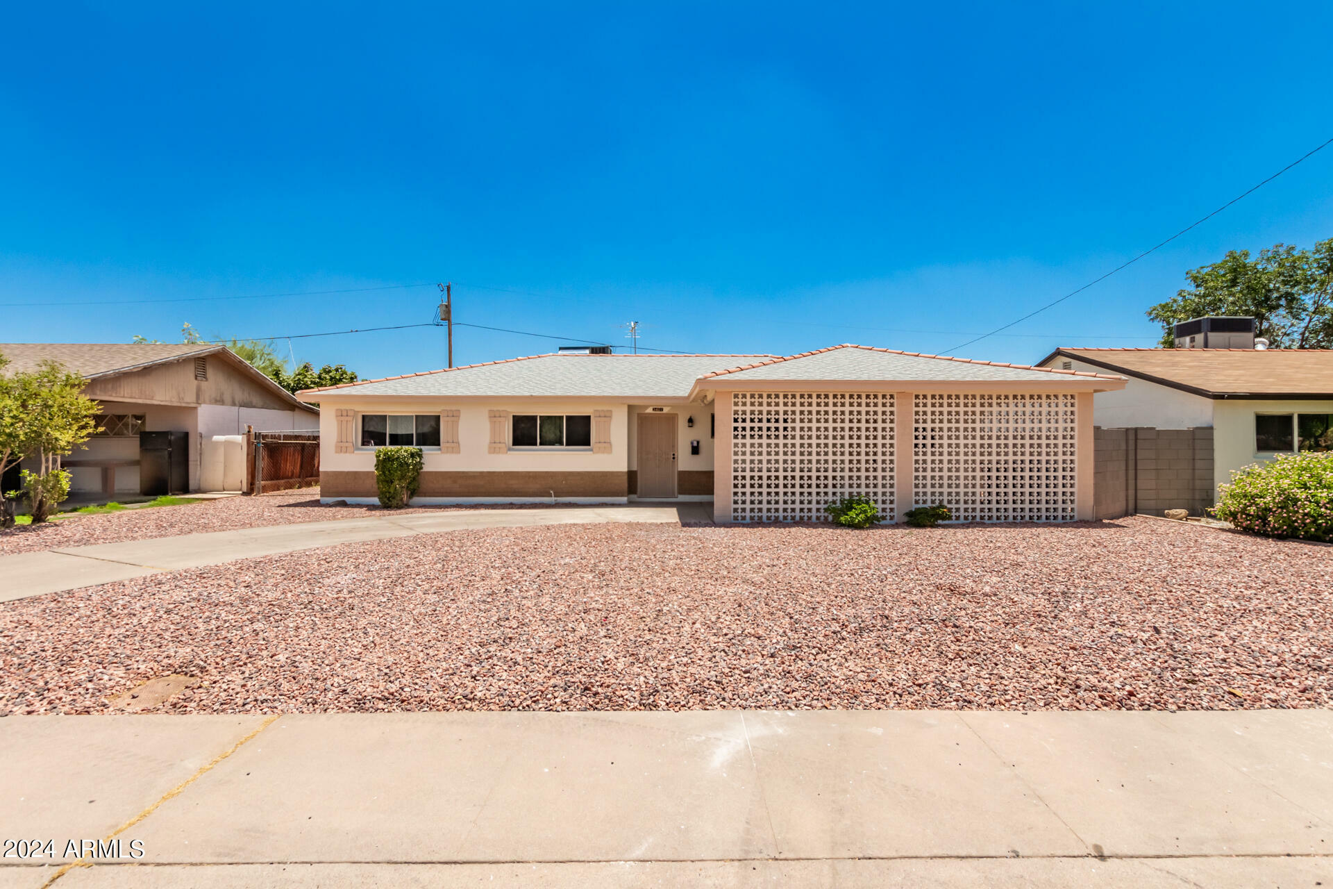 Property Photo:  3401 W Paradise Drive  AZ 85029 