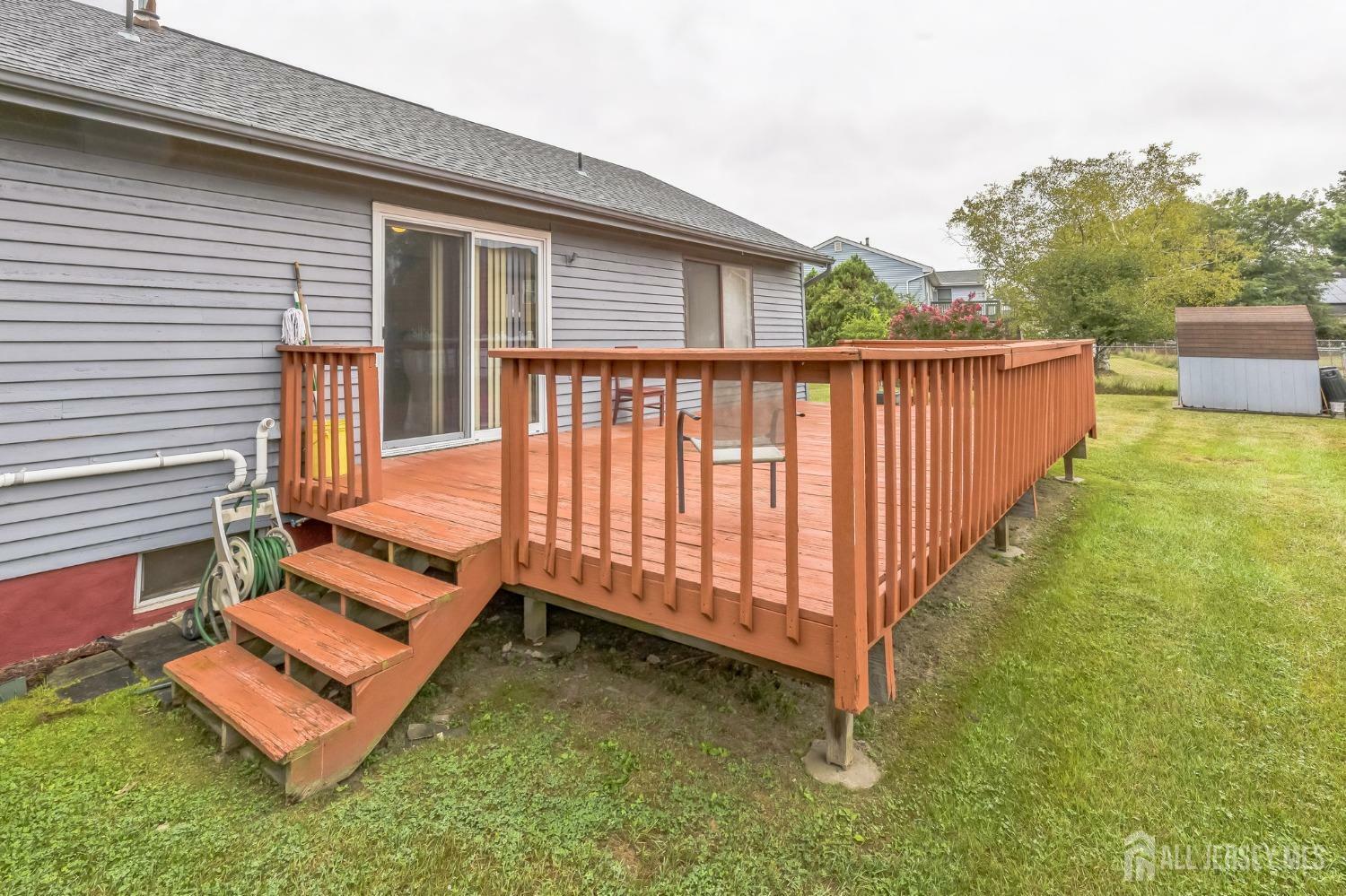 Property Photo:  17 Bori Drive  NJ 07080 