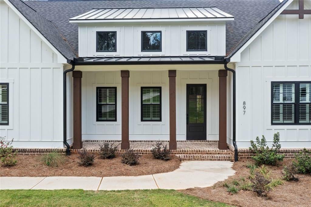 Property Photo:  897 Oxford Road  GA 30107 