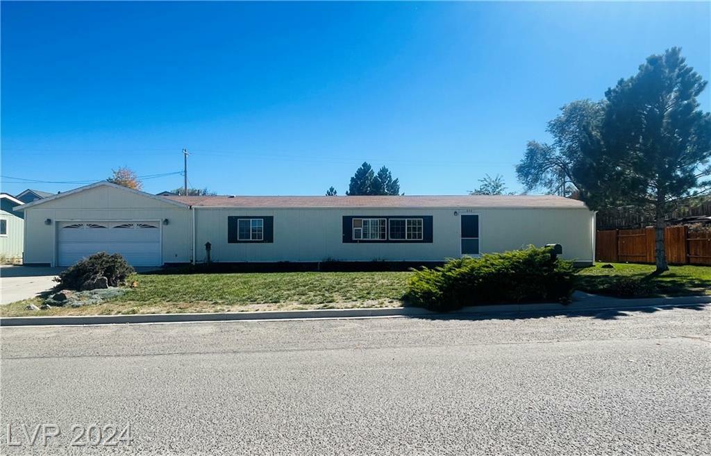 Property Photo:  840 Avenue K  NV 89301 