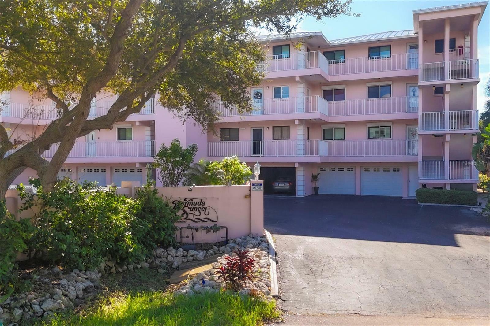 Property Photo:  910 Golden Beach Boulevard 202  FL 34285 