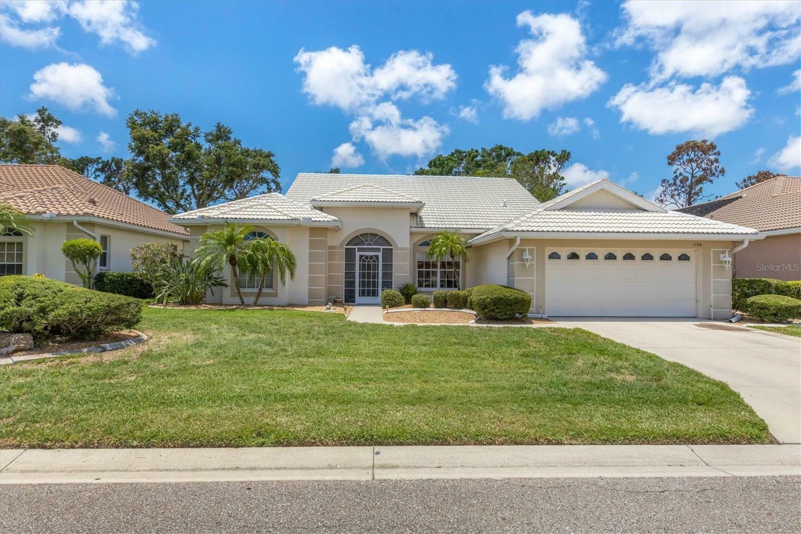 Property Photo:  1136 Highland Greens Drive  FL 34285 