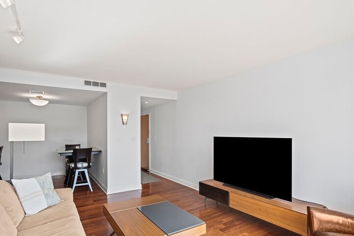 Property Photo: 170 Gore Street 312 MA 02141