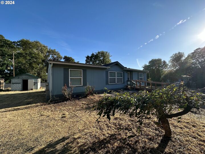 222 Main St  Wishram WA 98673 photo