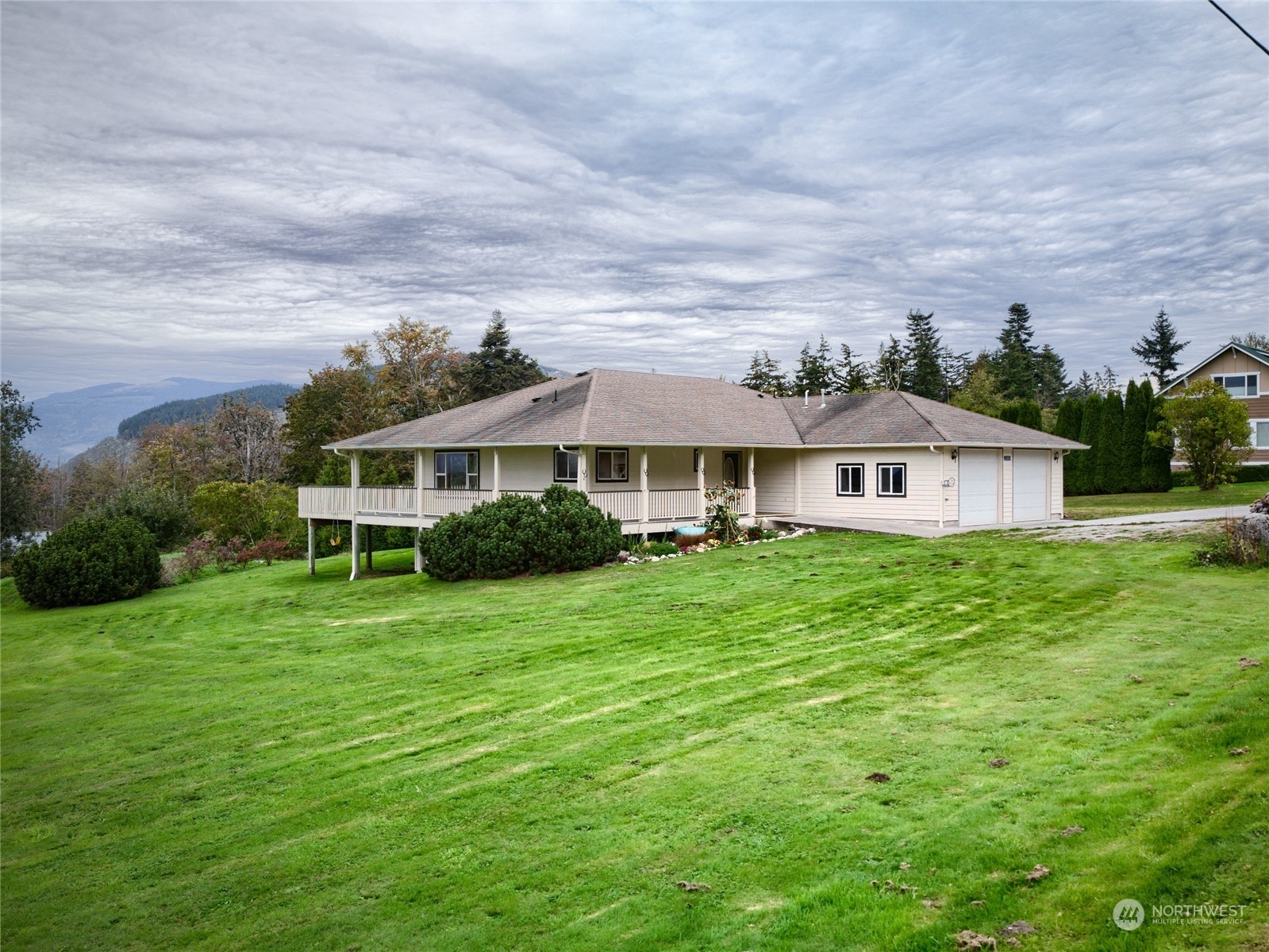 Property Photo:  22995 Buchanan Street  WA 98273 