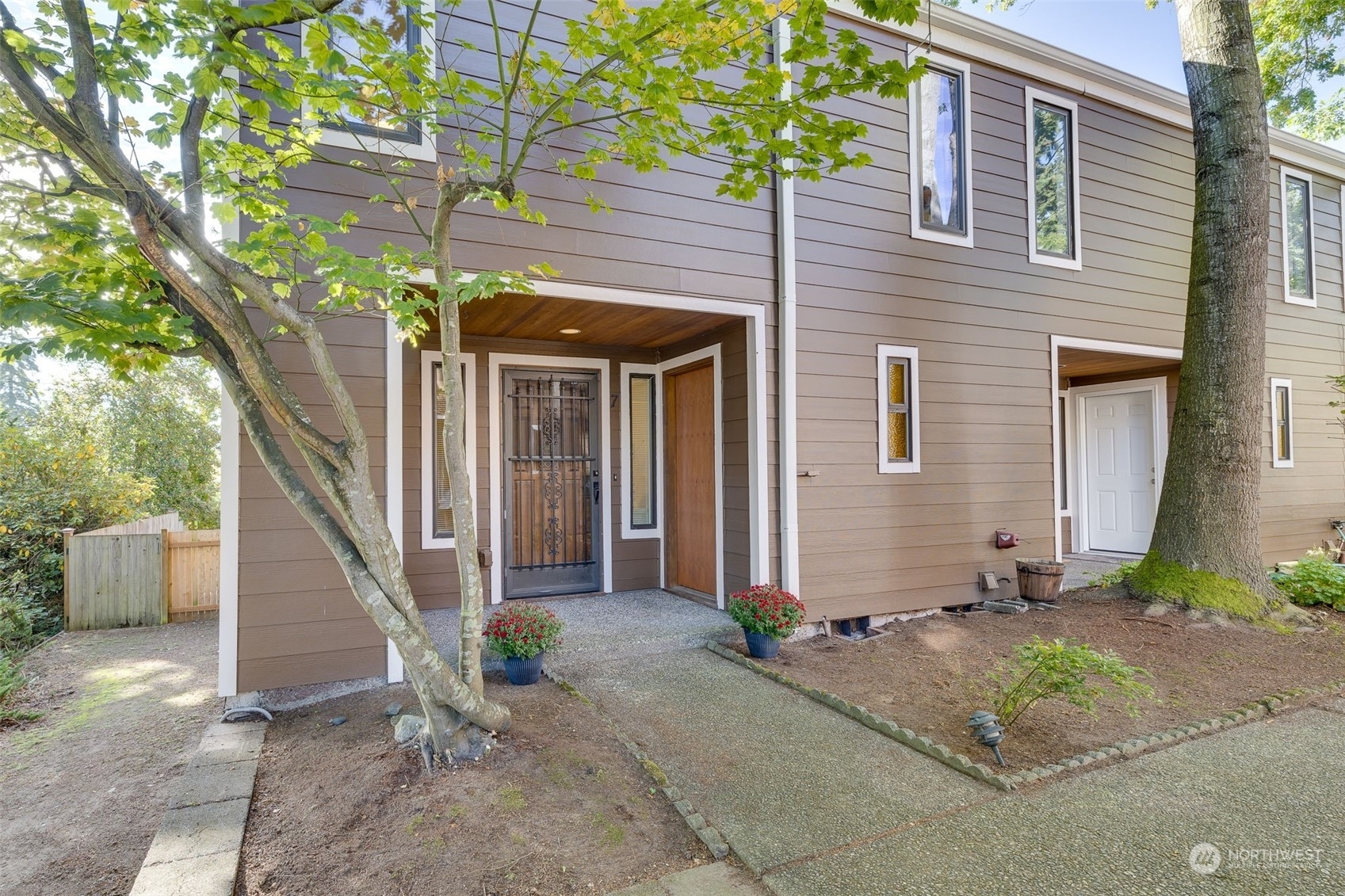 Property Photo:  7512 218th St SW 7  WA 98026 