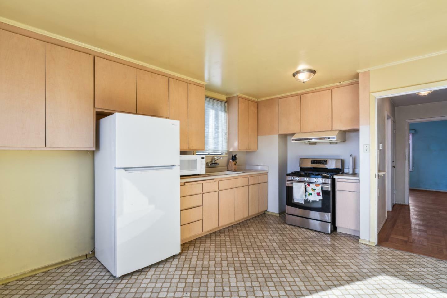 Property Photo:  539 Nevada Street  CA 94110 