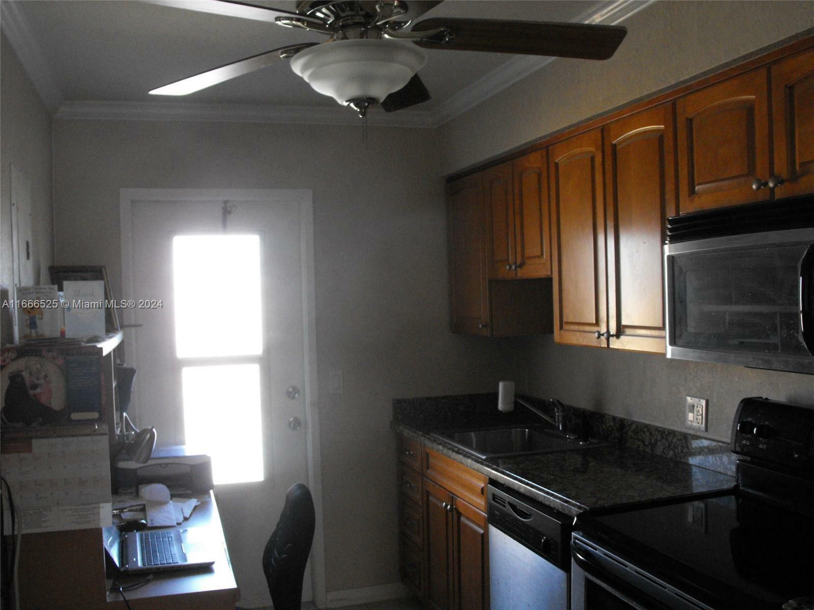 Property Photo:  2190 SE 5th St 9-A  FL 33062 