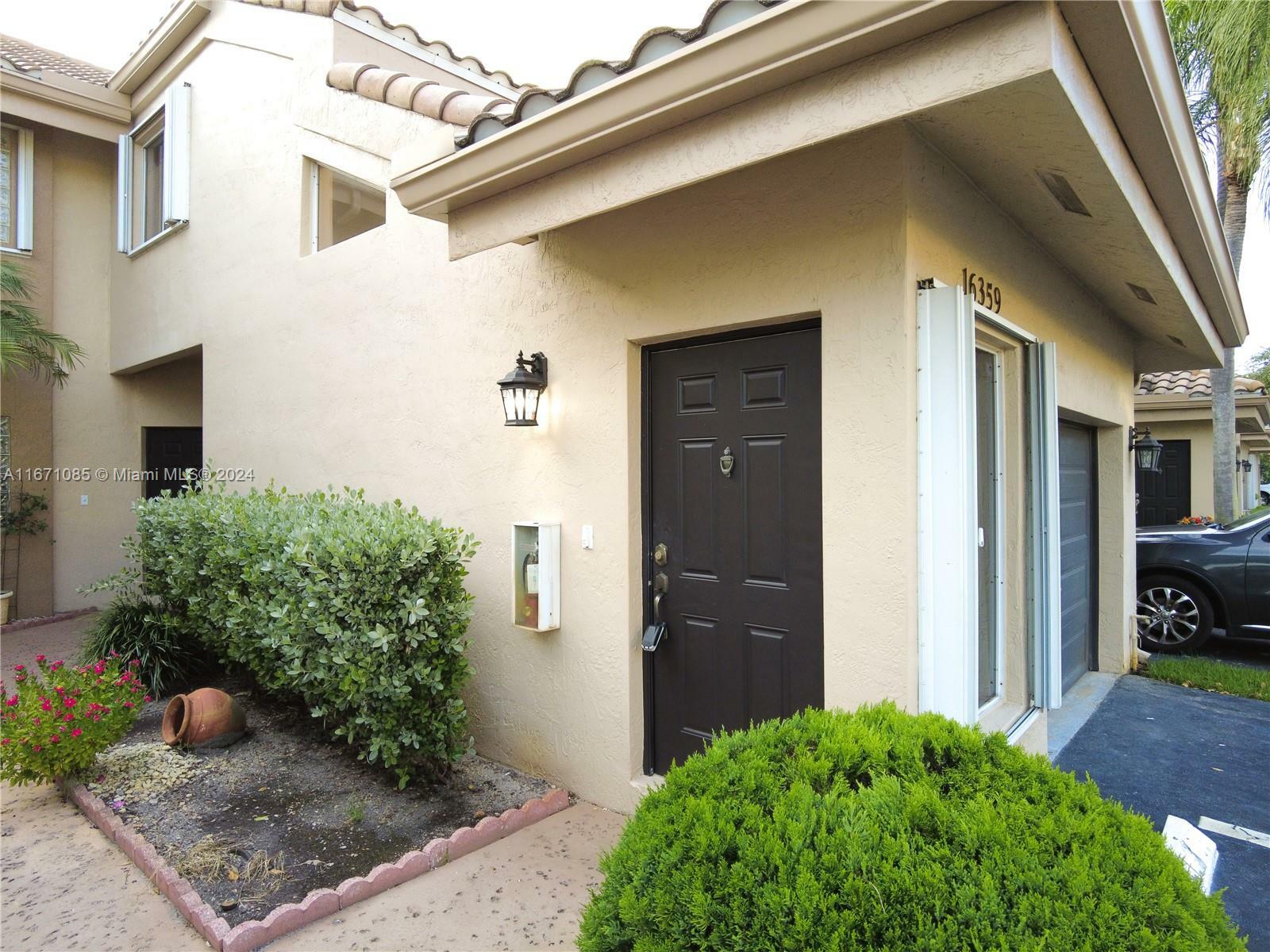 Property Photo:  16359 Malibu Dr 60  FL 33326 