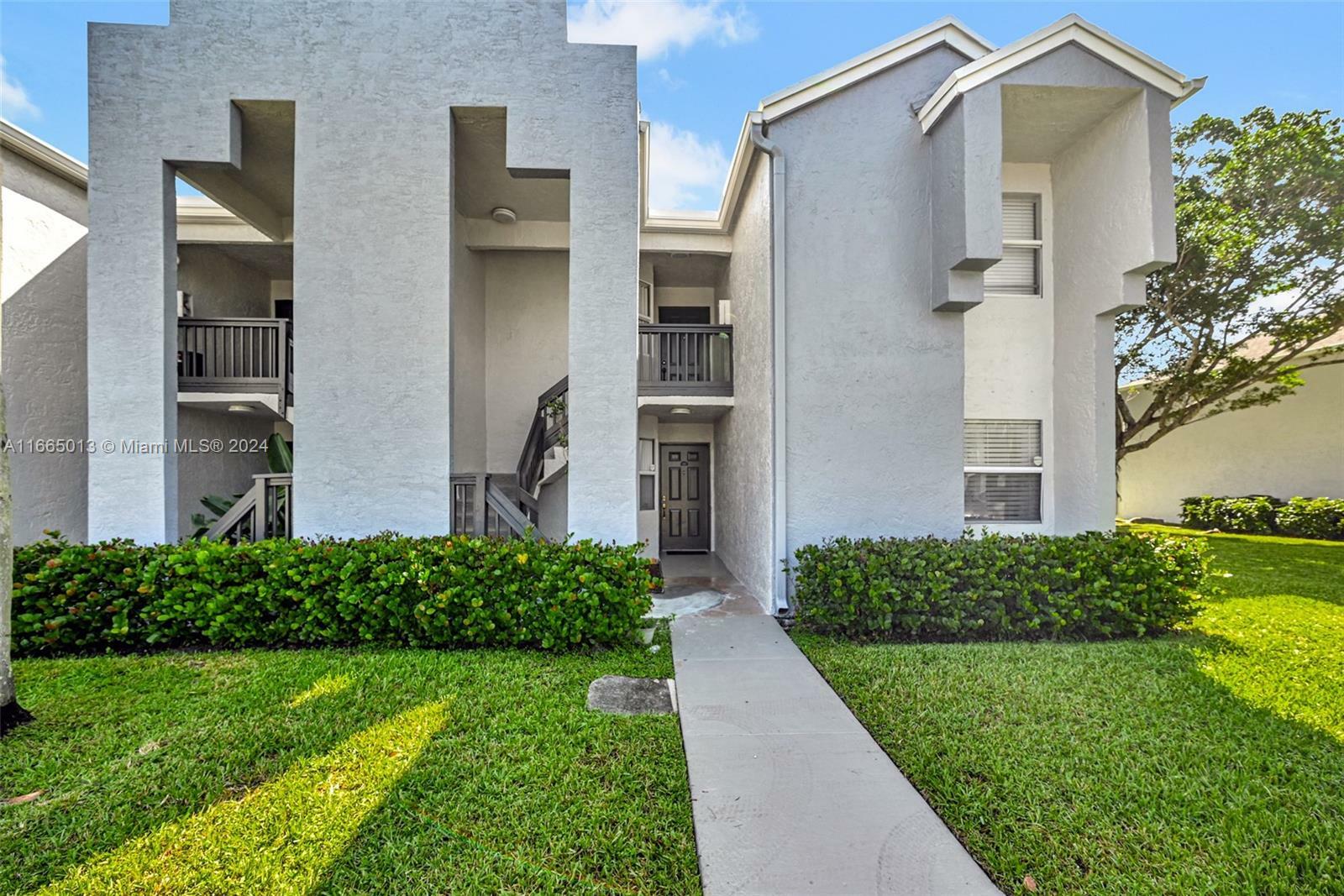 385 SW 113th Way 385  Pembroke Pines FL 33025 photo