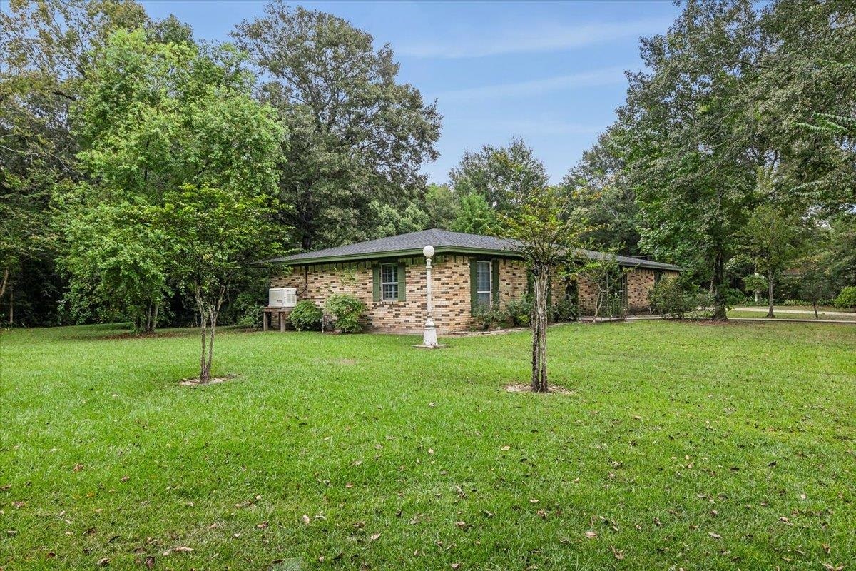 Property Photo:  3301 Pelican  TX 77630 