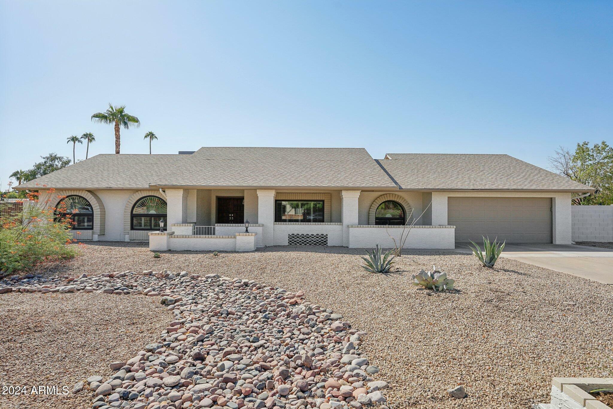 Property Photo:  61 W Secretariat Drive  AZ 85284 