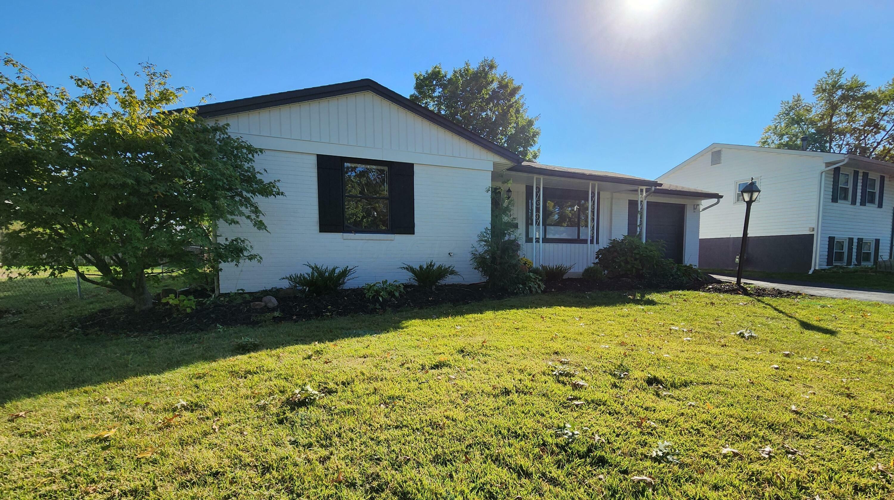 Property Photo:  467 Denwood Drive N  OH 43230 