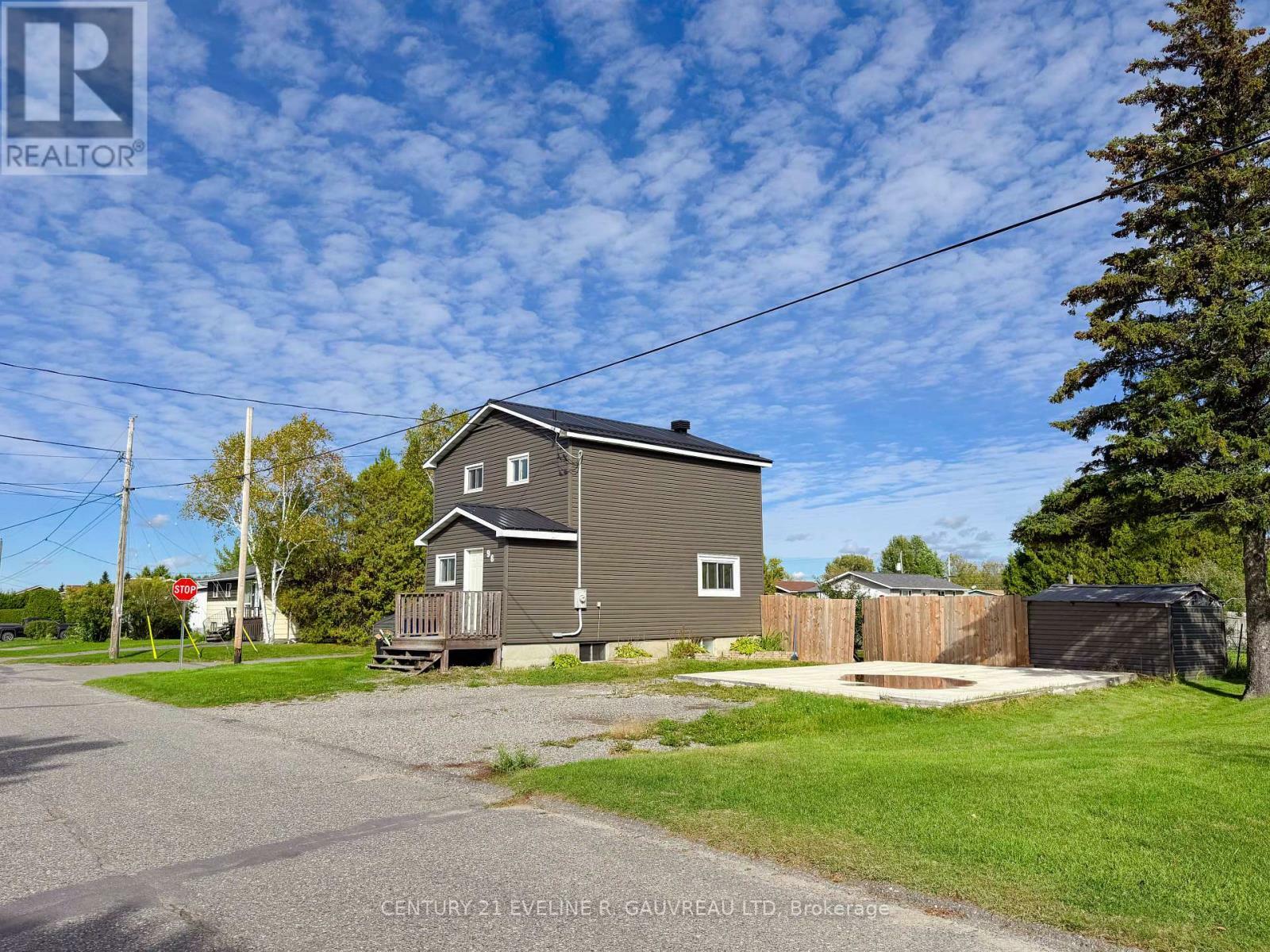 96 Queen Street  Temiskaming Shores ON P0J 1R0 photo