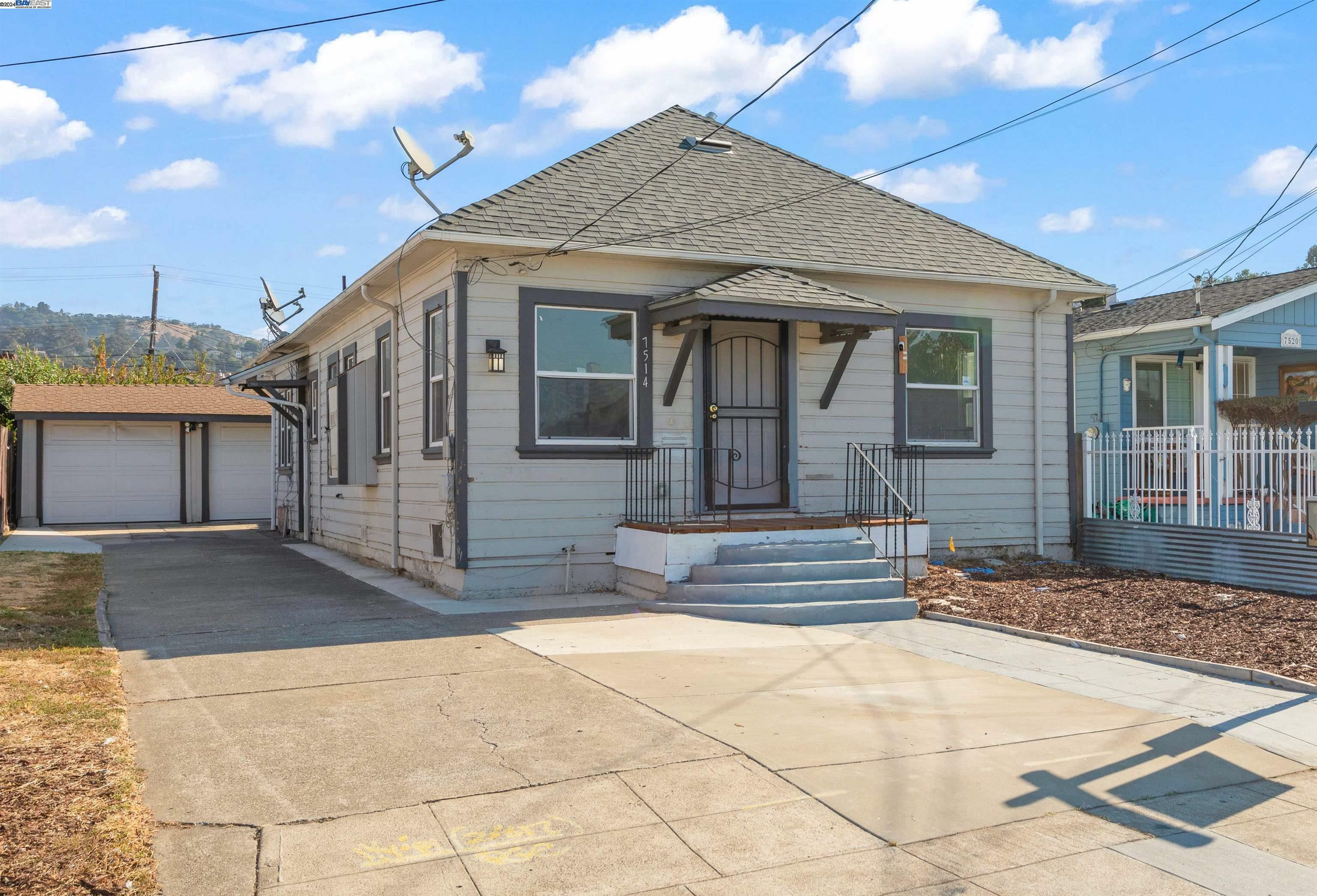 Property Photo:  7514 Krause Ave  CA 94605 