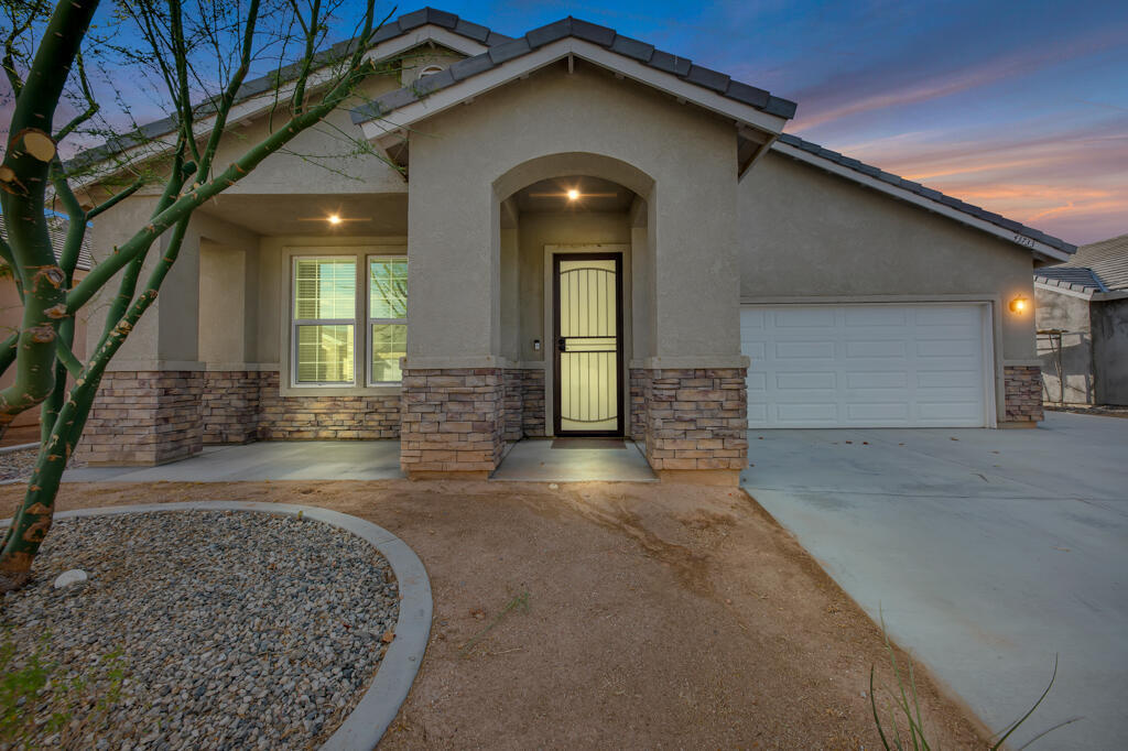 Property Photo:  43733 Verella Court  CA 93536 