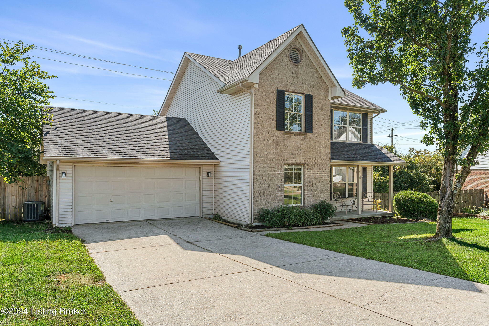 Property Photo: 312 Dogwood Ct KY 40383