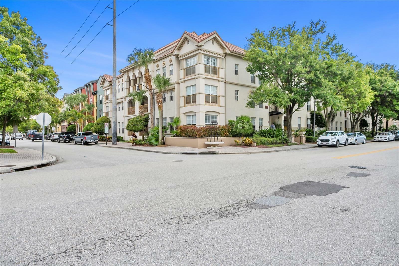 Property Photo:  2440 W Horatio Street 1010  FL 33609 