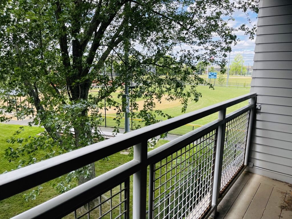 Property Photo:  16 Boardman St 202  MA 02128 