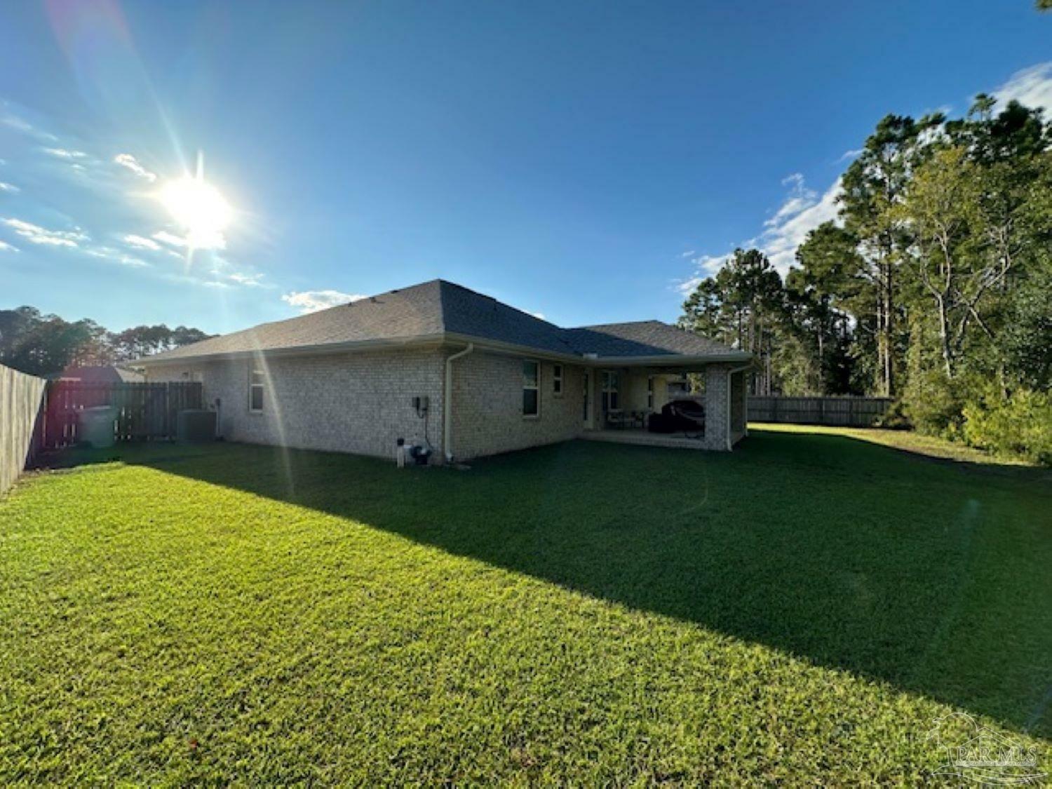 Property Photo:  3262 Stephens Landing Ln  FL 32566 