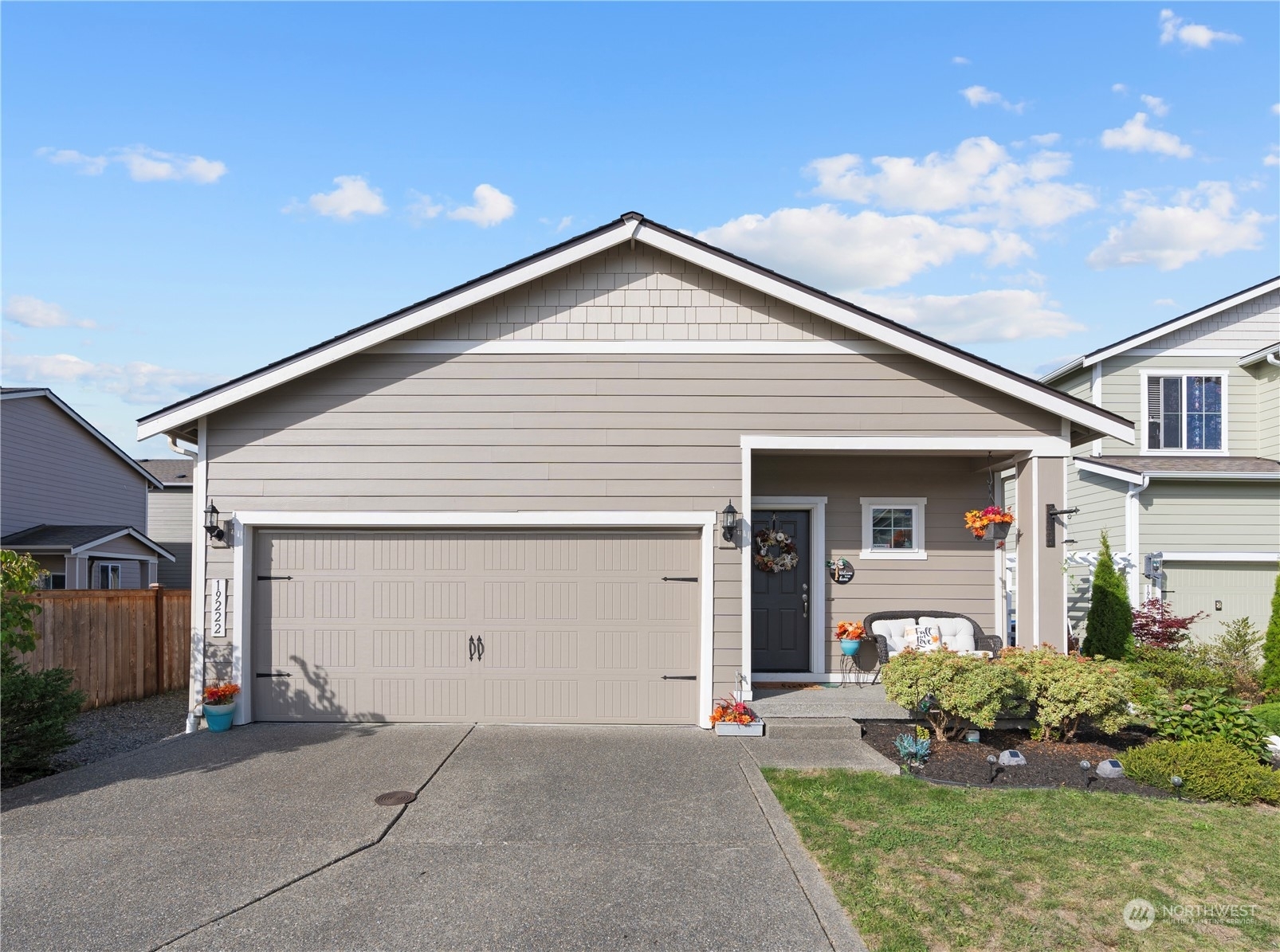 Property Photo:  19222 21st Avenue Ct E  WA 98387 