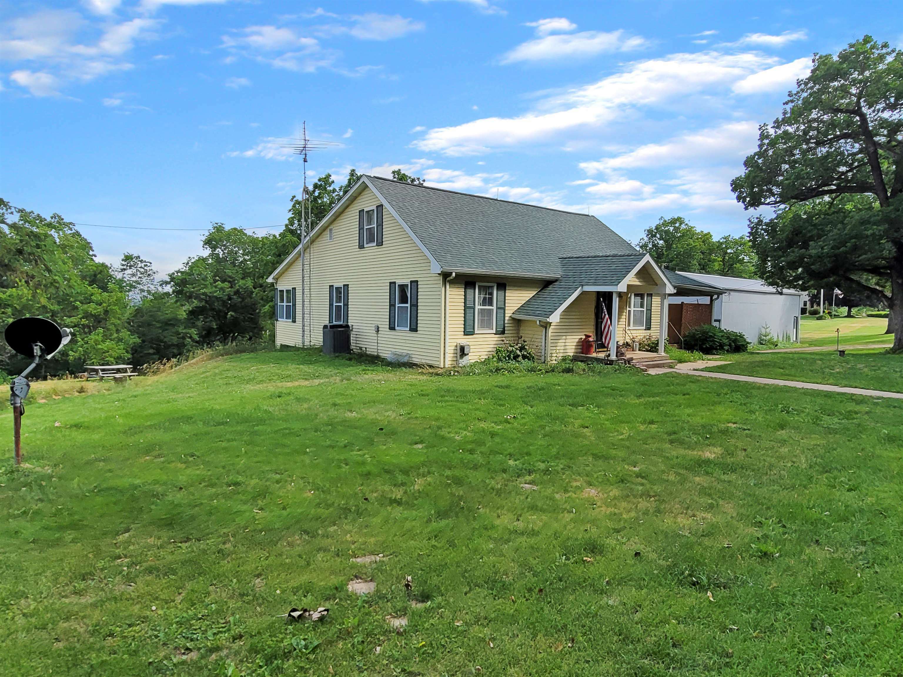 Property Photo:  4459 W Stagecoach Trail  IL 61036 