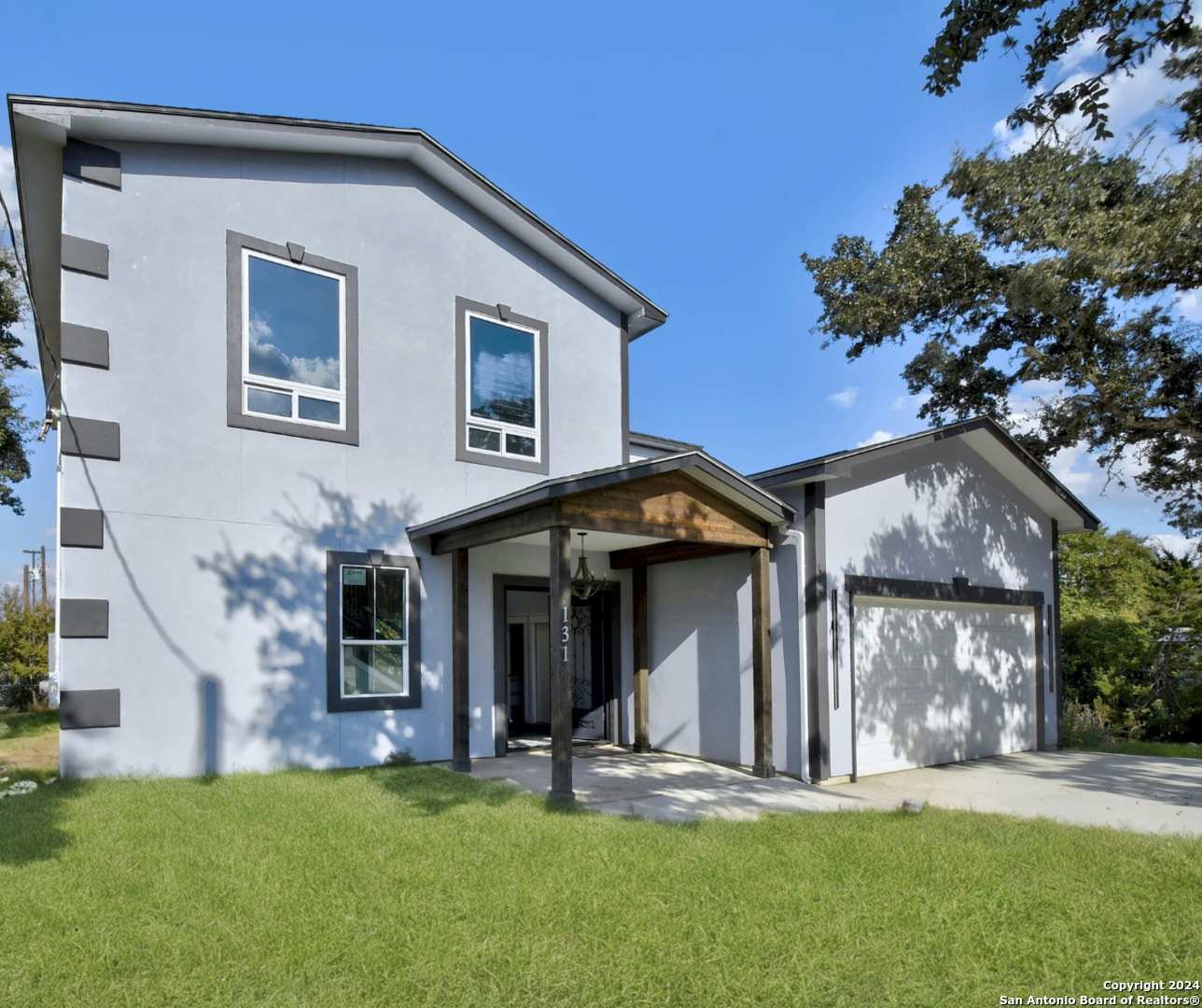 Property Photo:  131 Friendlywood Dr  TX 78133 