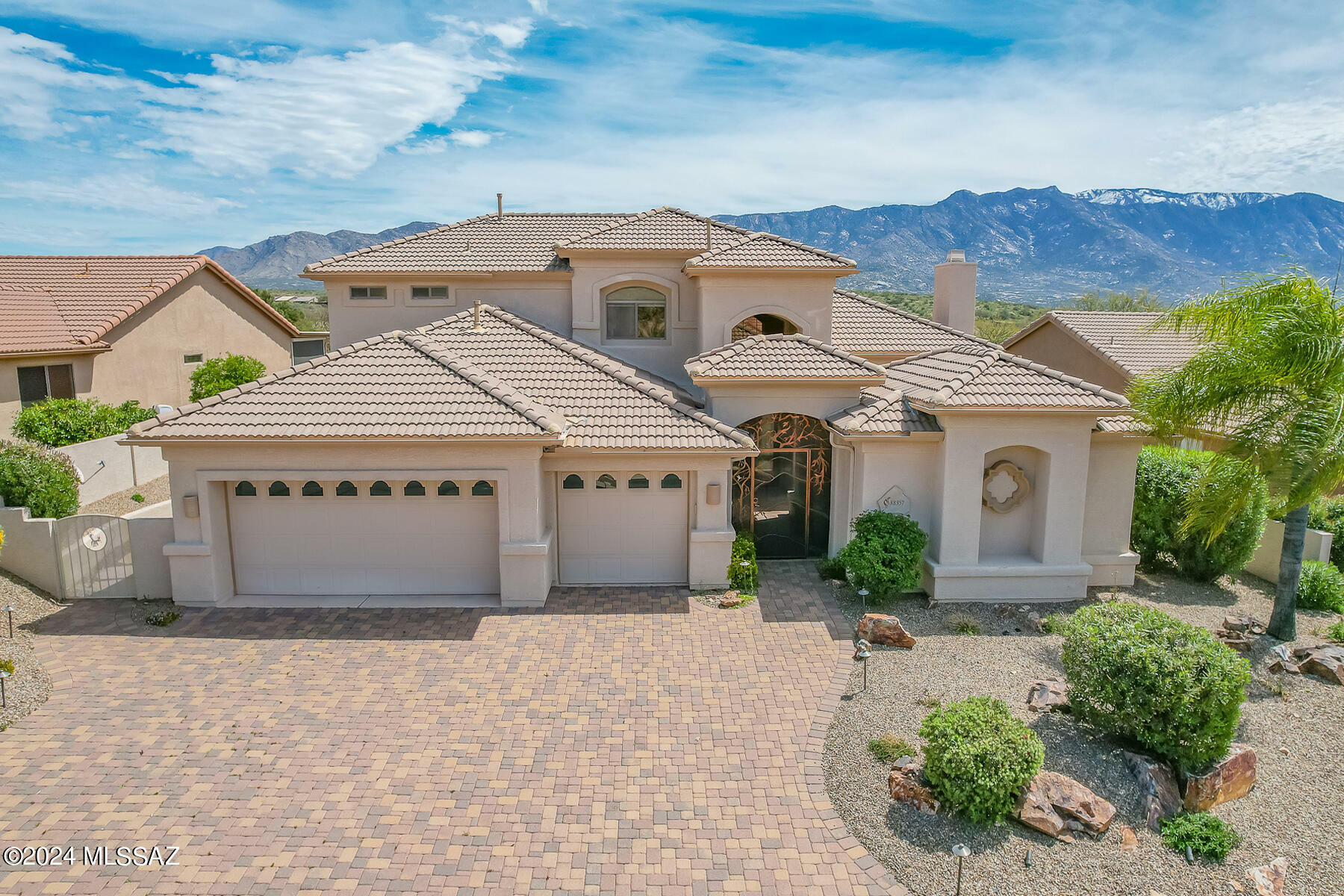 Property Photo:  38357 S Granite Crest Drive  AZ 85739 