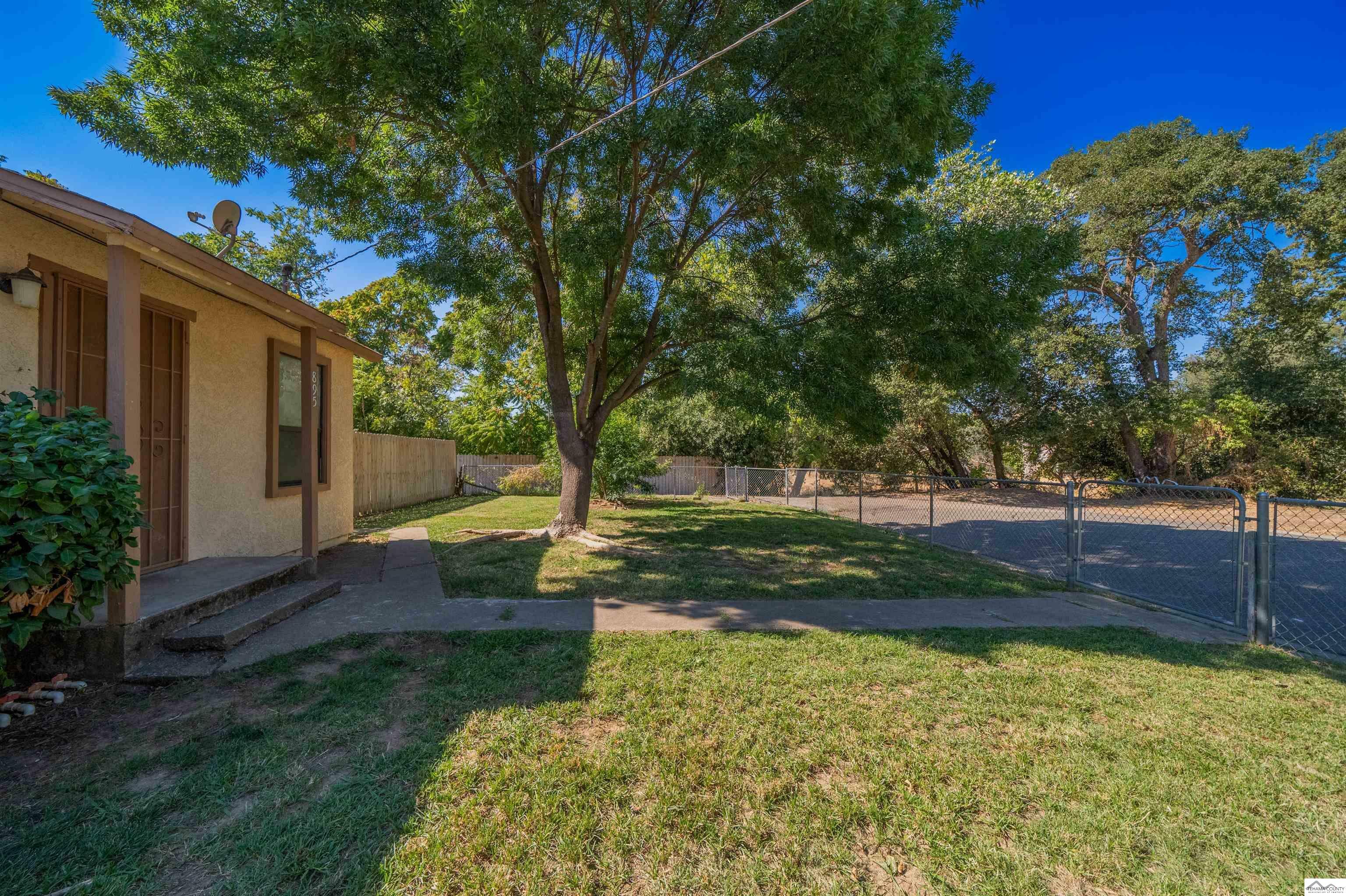 Property Photo:  895 Olive Street  CA 96080 