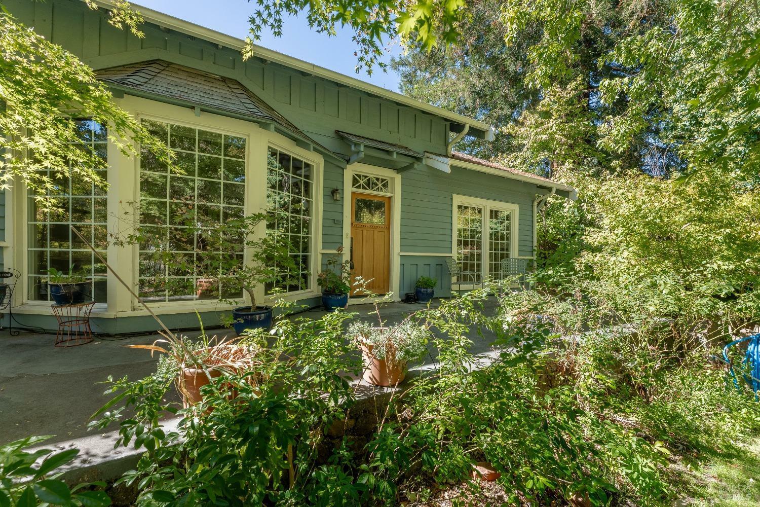 Property Photo:  416 Oak Park Avenue  CA 95482 