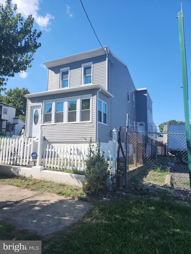 Property Photo:  2837 Cleveland Avenue  NJ 08105 